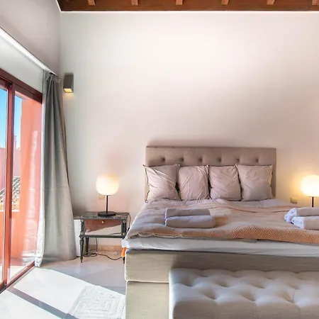 Beachside Penthouse With Top Floor Terrace And Garage Apartamento Marbella