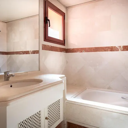 Beachside Penthouse With Top Floor Terrace And Garage Apartamento *