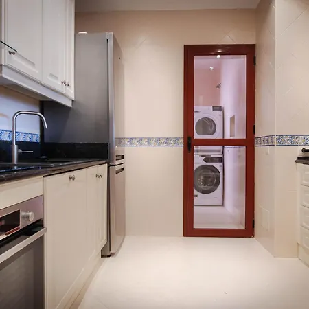 Apartamento Beachside Penthouse With Top Floor Terrace And Garage *