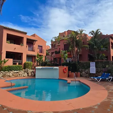 Beachside Penthouse With Top Floor Terrace And Garage Apartamento Marbella